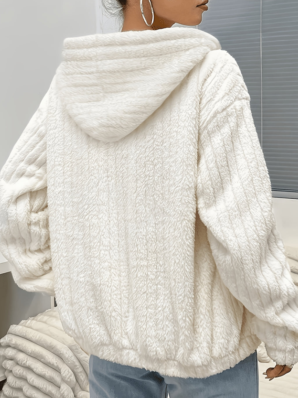 Women's Hooded Teddy Fleece Jacket – Soft Zip-Up Plush Cardigan with Pockets for Fall & Winter Casual Wear