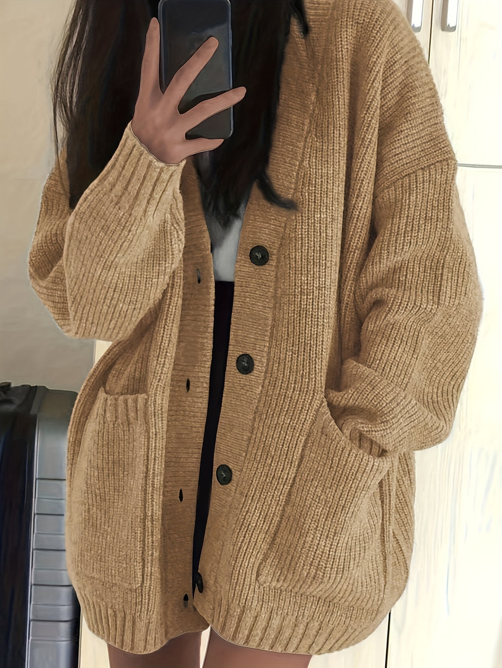 Women's Oversized V-Neck Knit Cardigan – Button Front Soft Sweater for Casual Fall & Winter Layering